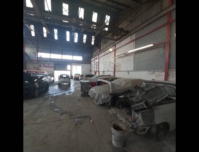 995M² WAREHOUSE FOR SALE IN JOHANNESBURG CENTRAL